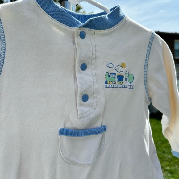 VTG Y2K HONORS BABY CREAM BLUE CHOO CHOO TRAIN ONE PIECE PAJAMAS SIZE 3/6 MONTHS - Picture 4 of 5